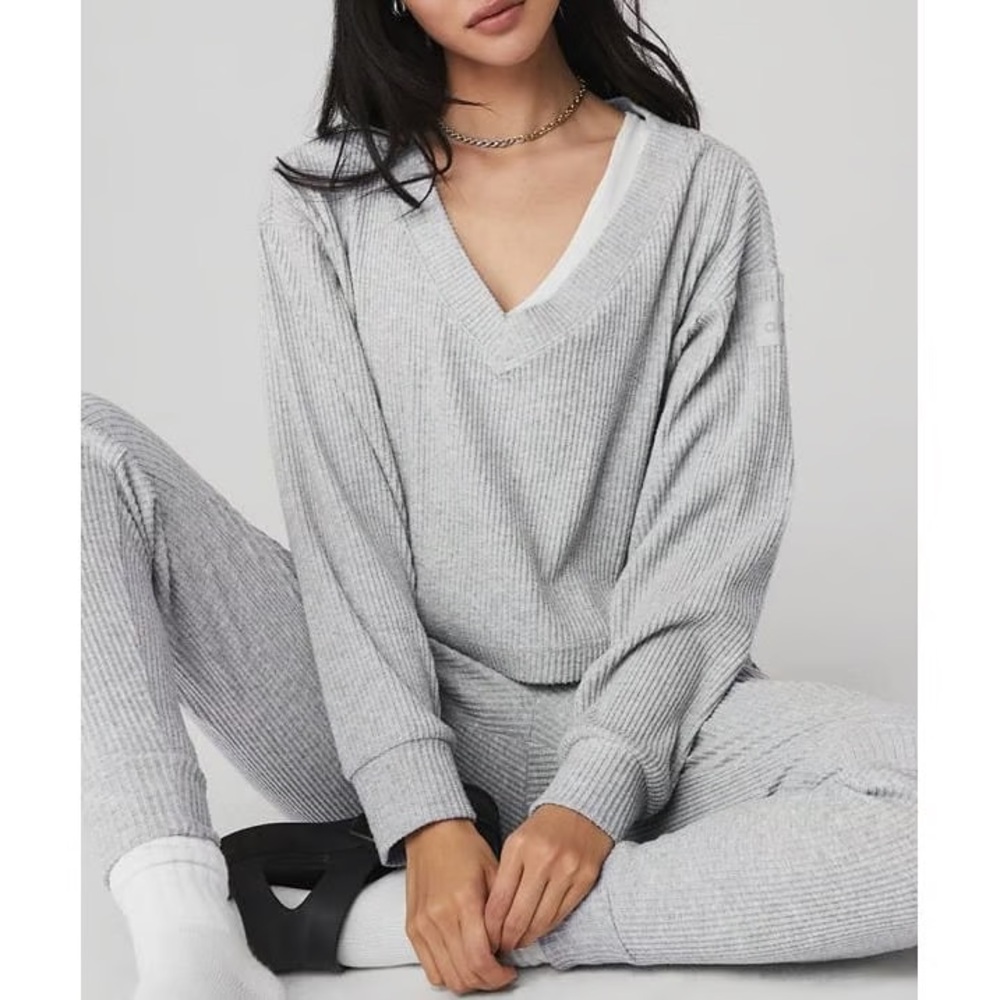 Alo Yoga Muse V-Neck Sweater Grey Size Extra Small